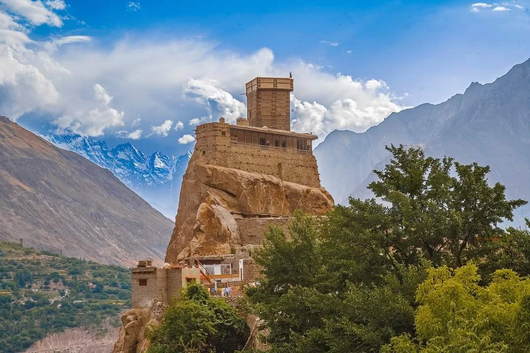Altit-fort-tower